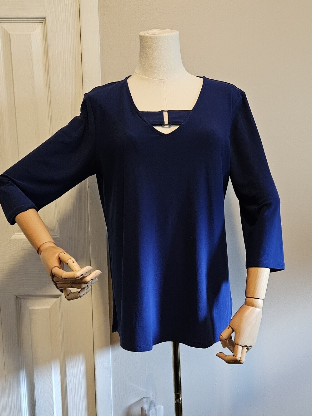 Alfani Dark Royal Blue Keyhole Top 3/4 Length Sleeve. Size PL